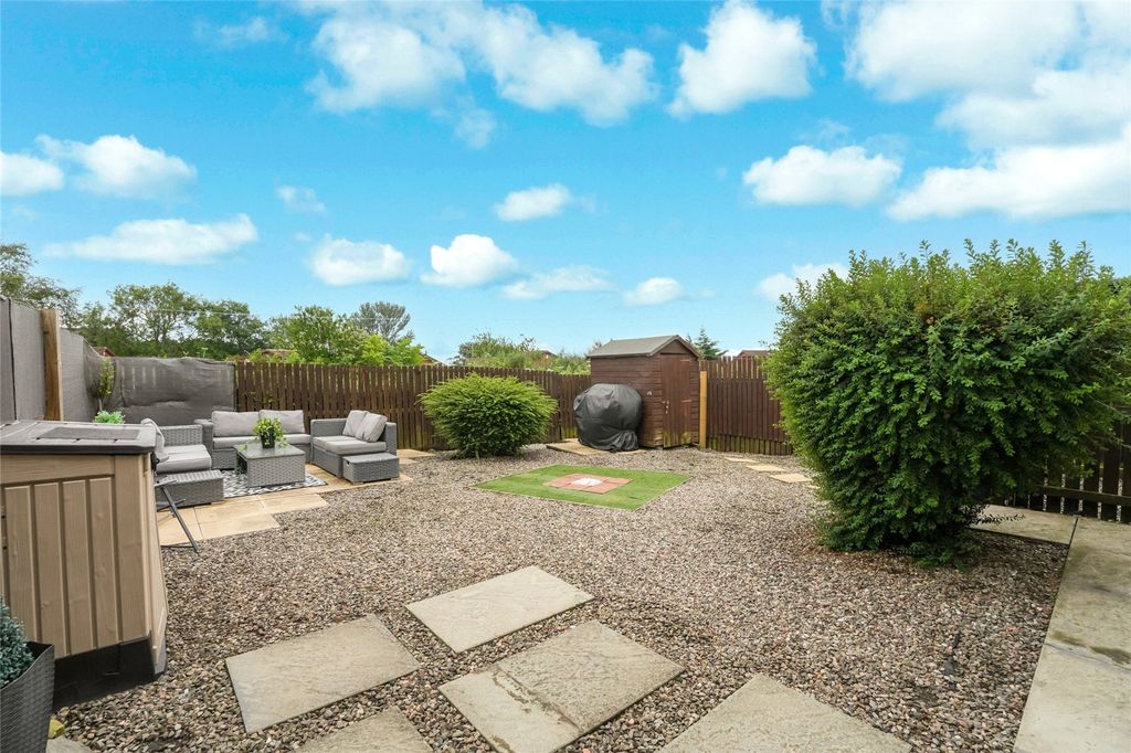 Property photo 2 of 24 Picture No. 24