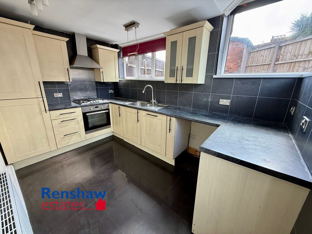 Property photo 3 of 12 K (1)