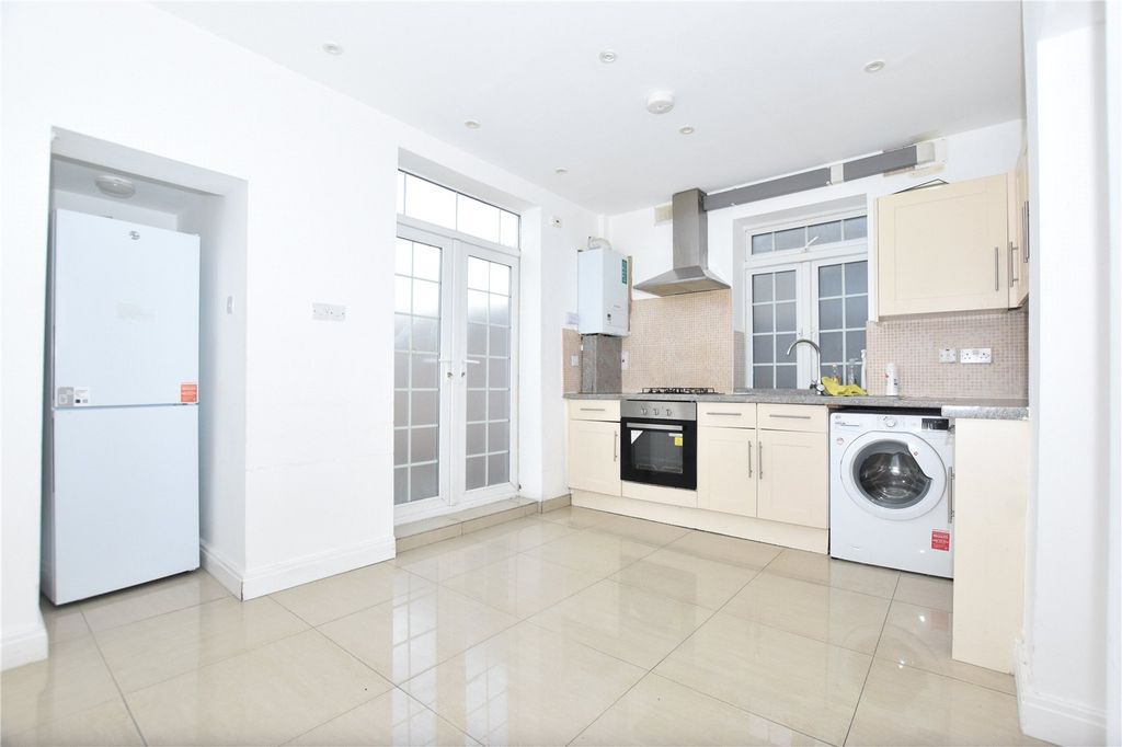 Property photo 2 of 6 Picture No. 04