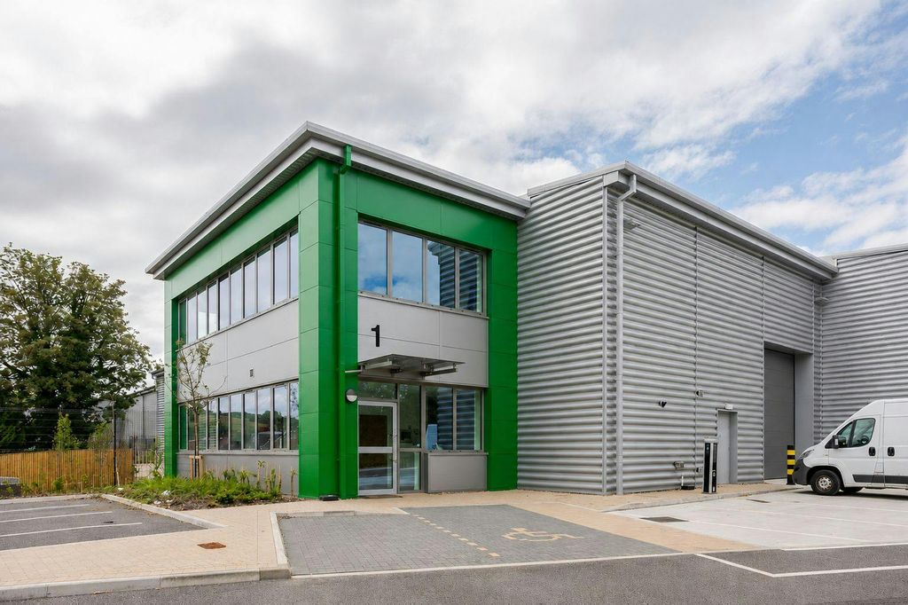 Property photo 1 of 1 U1 Luton.Jpg