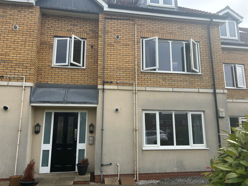 Property photo 1 of 6