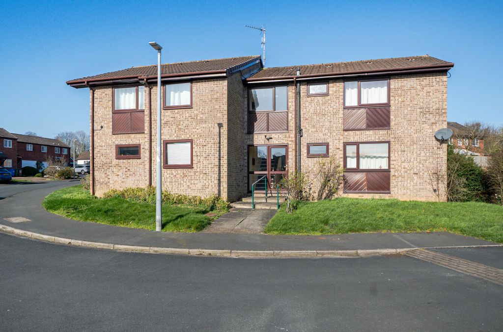 Property photo 1 of 13 1425813-9-69ba6E1...