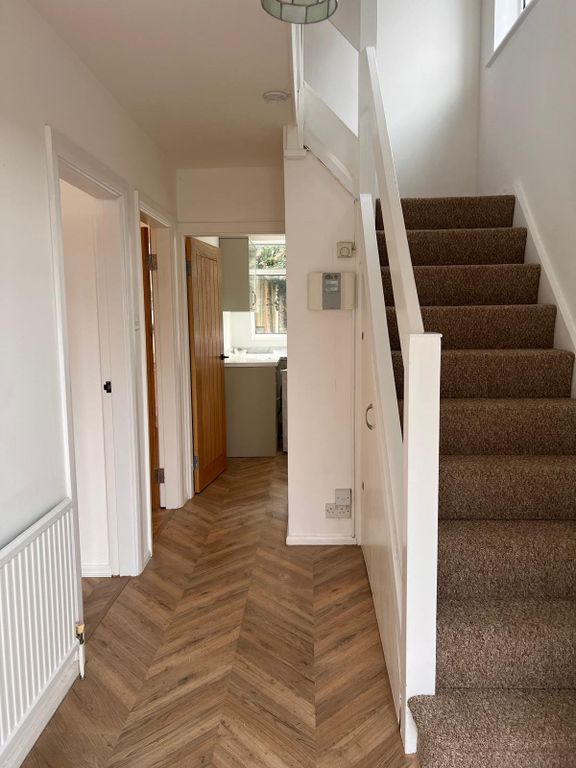 Property photo 2 of 13 Picture No. 24