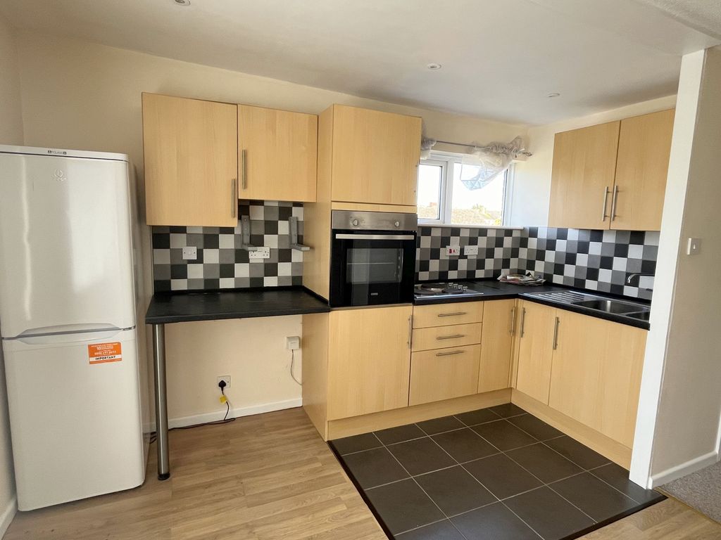 Property photo 2 of 6 Gallery