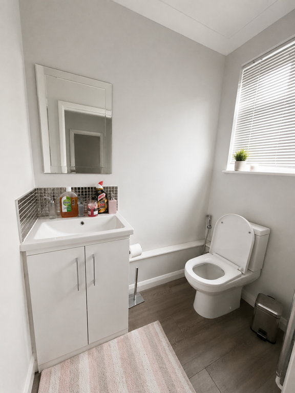 Property photo 2 of 8