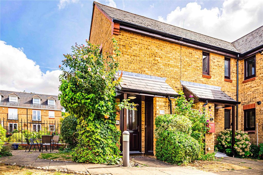 Property photo 1 of 13 Front