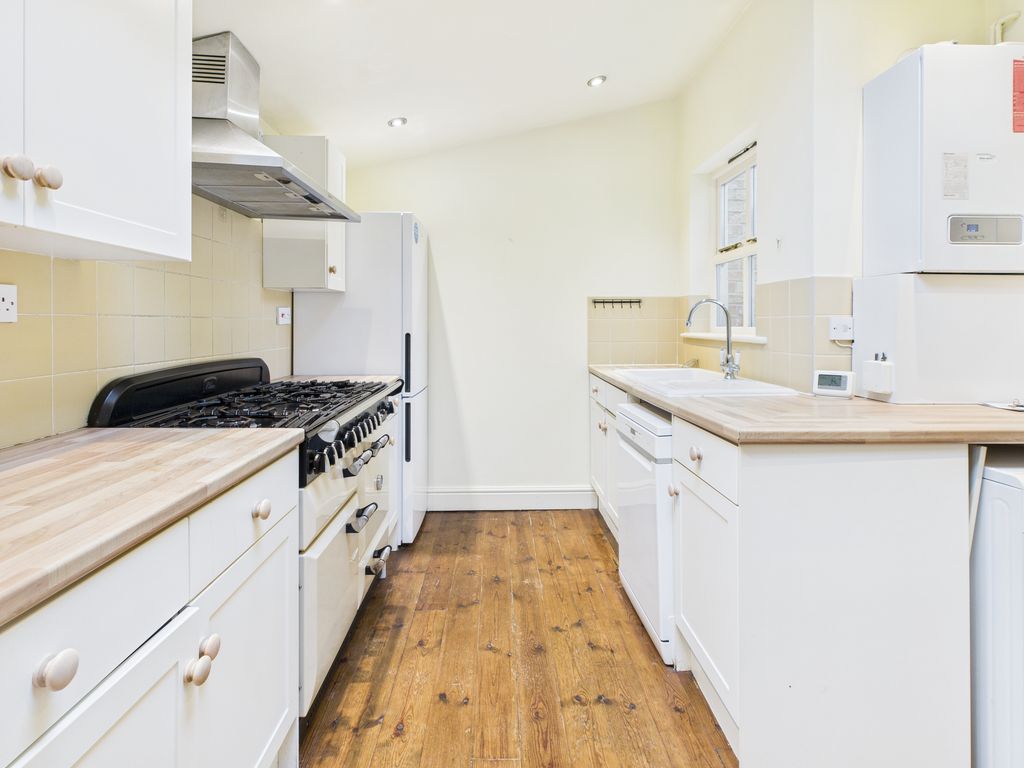 Property photo 3 of 8 Cam02519G0-Pr0357-Still002