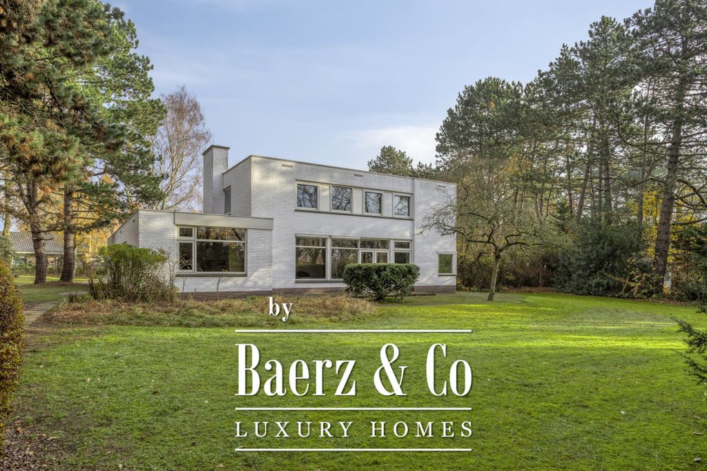 Property photo 1 of 48