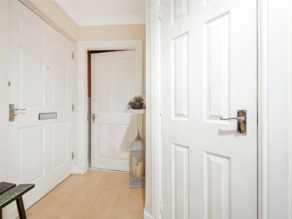 Property photo 2 of 20 Picture No. 04