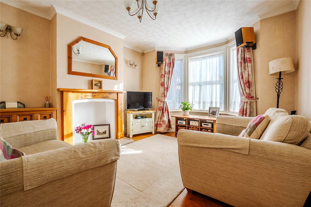 Property photo 2 of 16 Picture No. 06