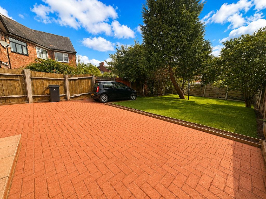 Property photo 2 of 17 Picture No. 20
