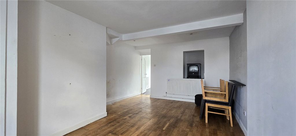 Property photo 3 of 13 Picture No. 21