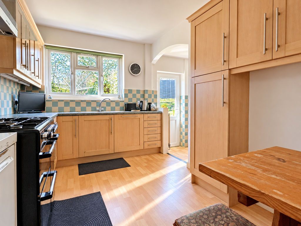 Property photo 2 of 17 Photo 1