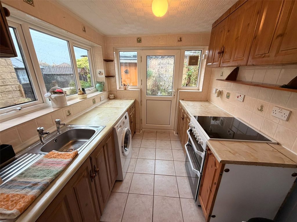 Property photo 3 of 10 Picture No. 06