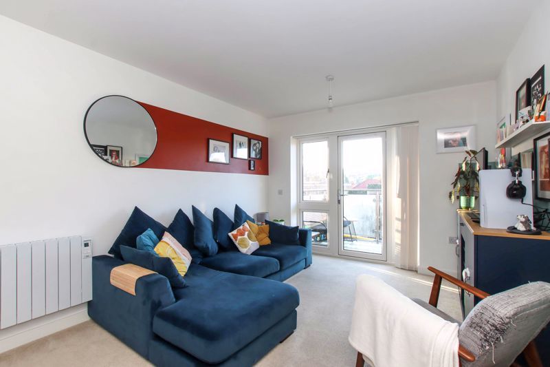 Property photo 3 of 15 Photo 6