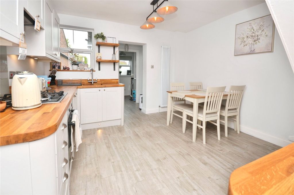 Property photo 3 of 16 Picture No. 22