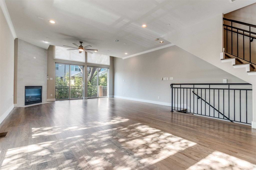 Property photo 3 of 27 <Alttext/>