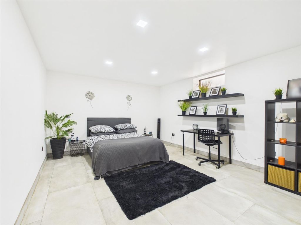 Additional image 10 of 5 bed property for saleChene Road, Peacehaven BN10