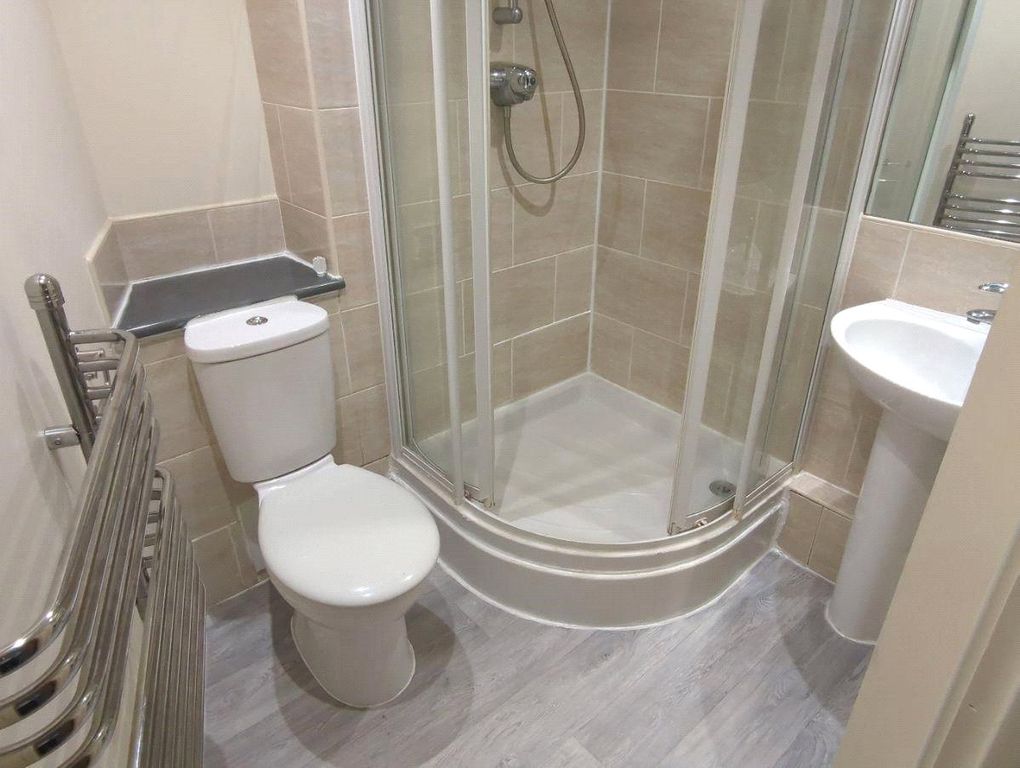 Property photo 3 of 8 Picture No. 10