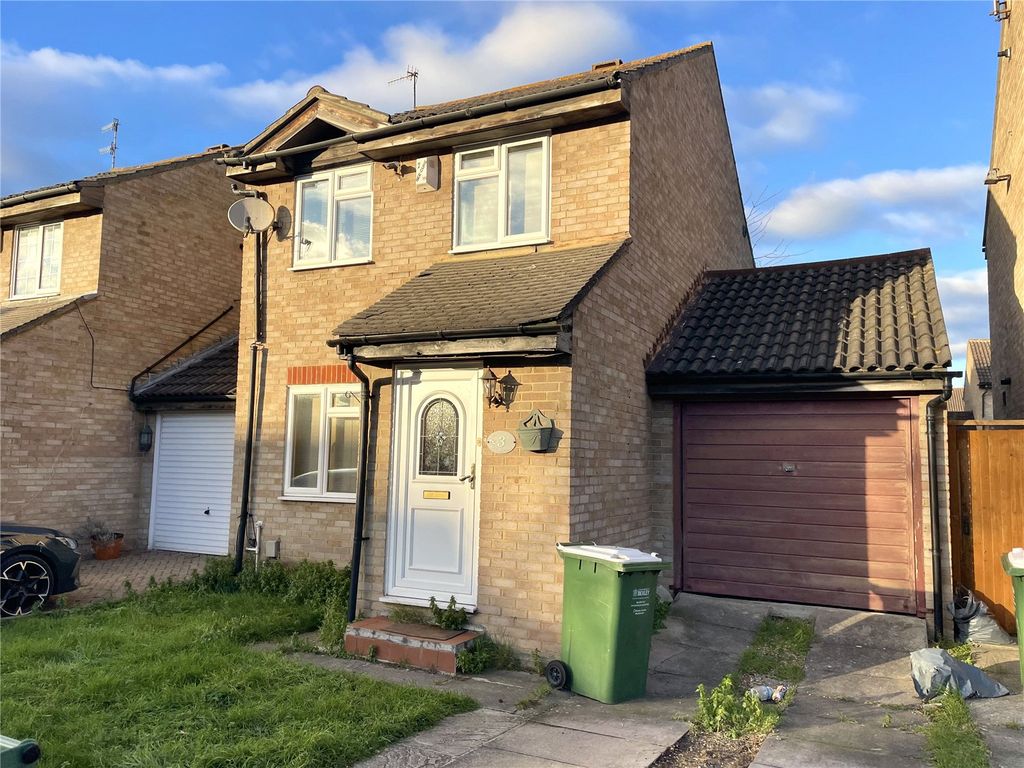 Property photo 1 of 8 Front