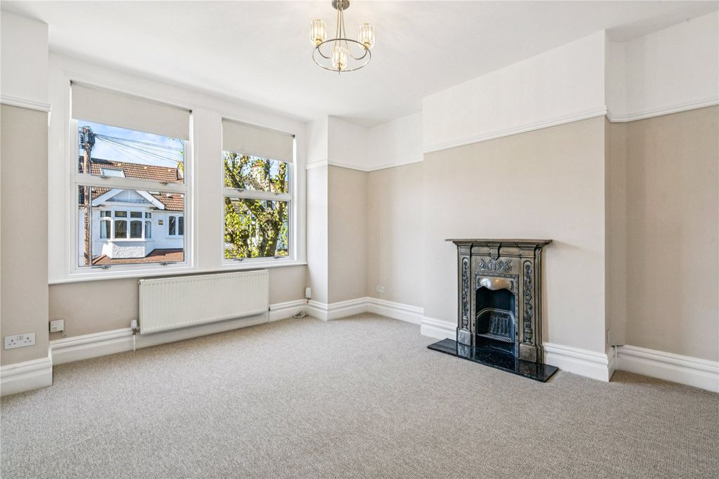 Property photo 2 of 8 Picture No. 02