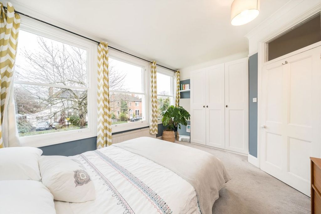 Property photo 3 of 12