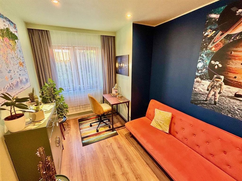 Property photo 3 of 12 3.Jpg