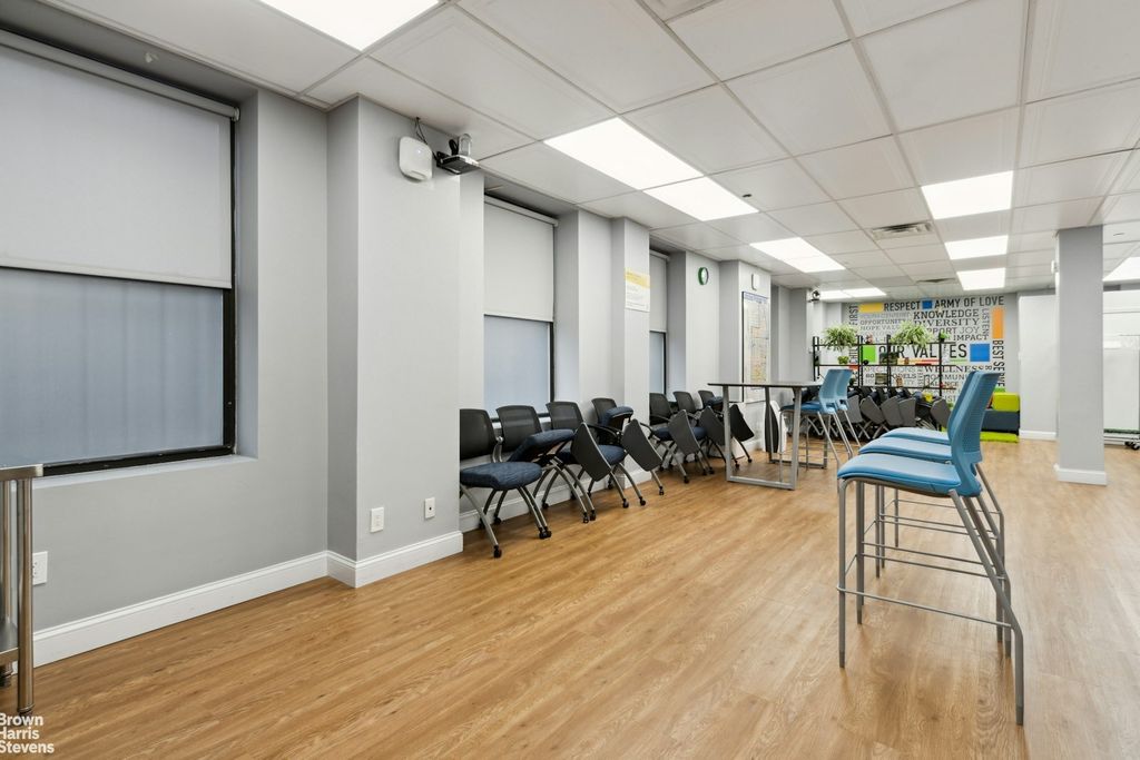 Property photo 2 of 15 <Alttext/>