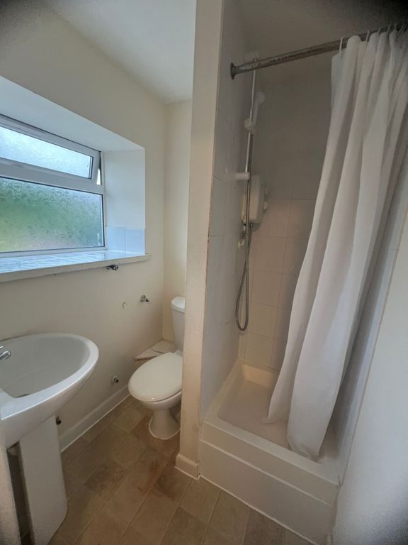 Property photo 3 of 3