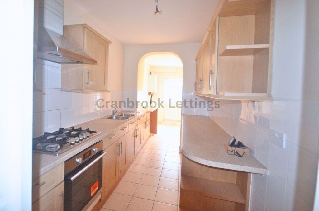 Property photo 1 of 9 Three Bedroom House