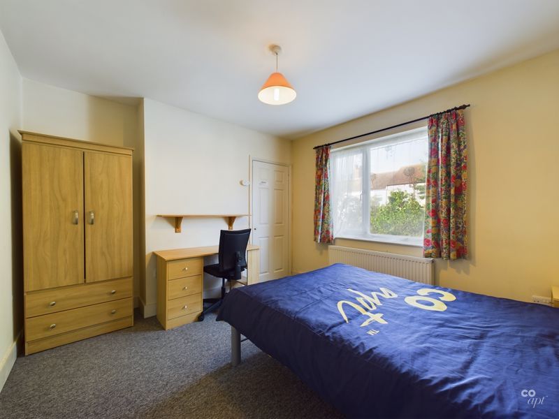 Property photo 1 of 9 Photo 14