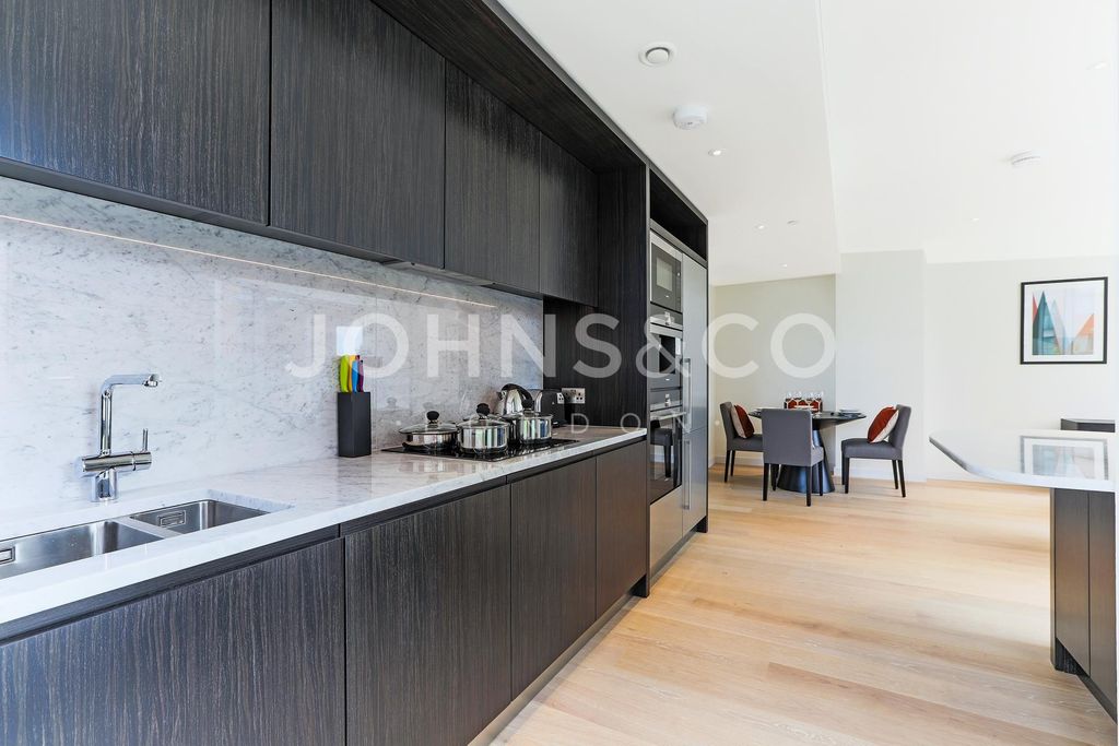 Property photo 1 of 3