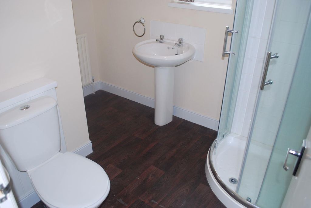 Property photo 3 of 7 3