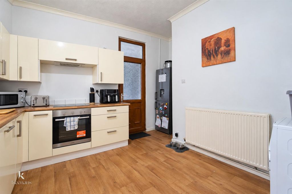Property photo 2 of 19 .-505.Jpg