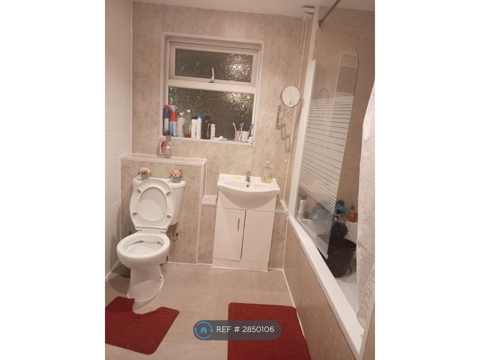 Property photo 2 of 4