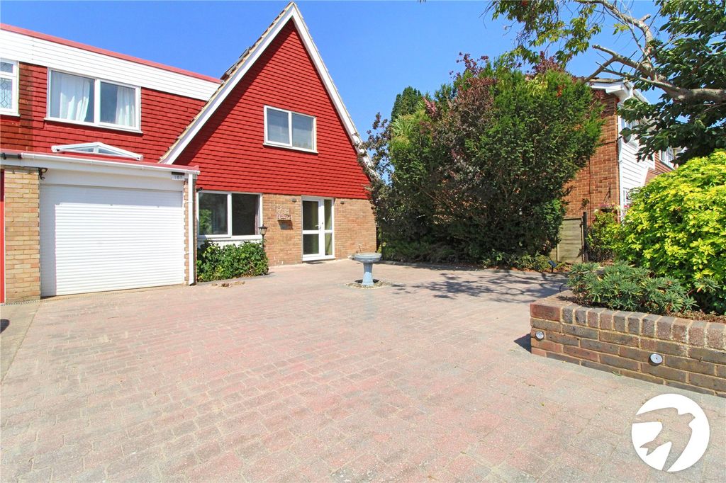 Property photo 1 of 17 Front