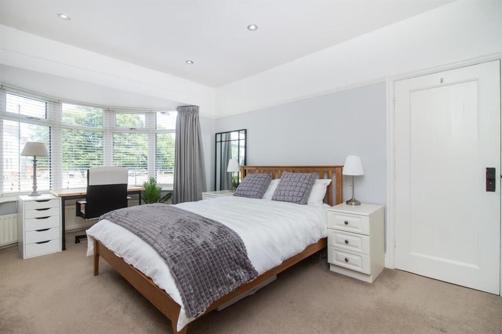 Property photo 2 of 3
