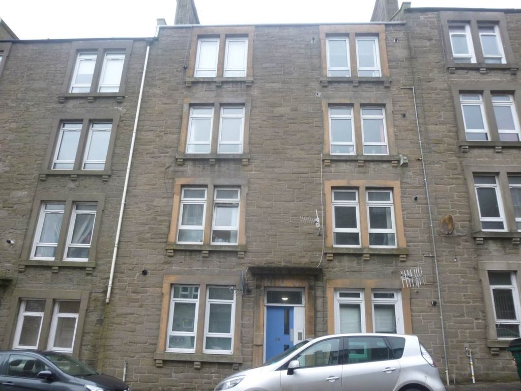 Property photo 1 of 7 Front