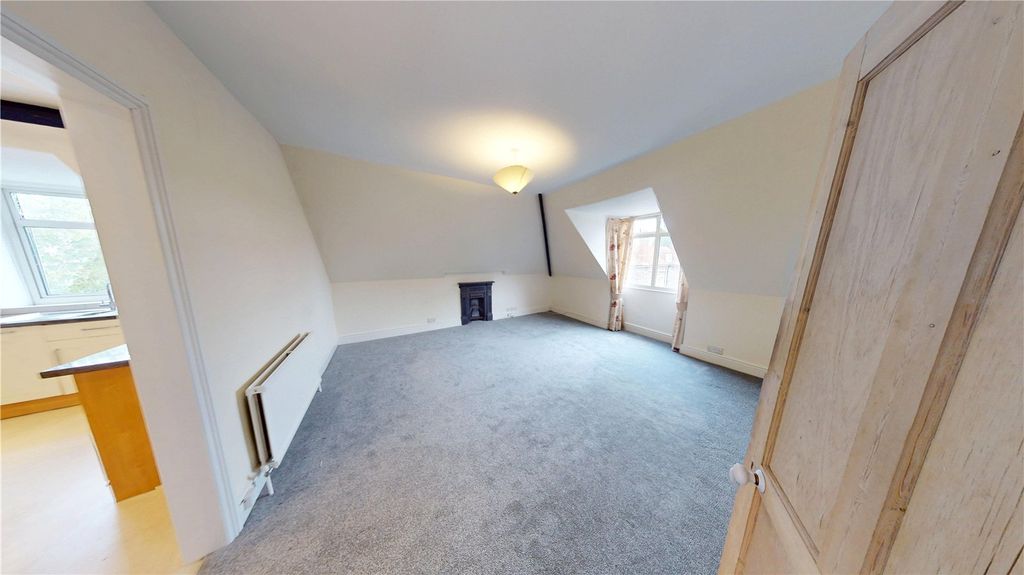 Property photo 3 of 9 Picture No. 10