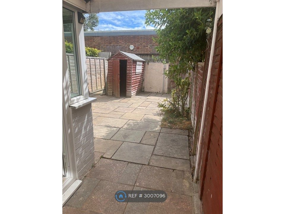 Property photo 3 of 13 Paved Garden