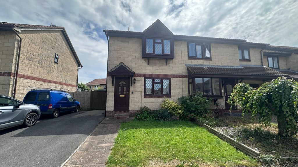 Property photo 1 of 9 Front