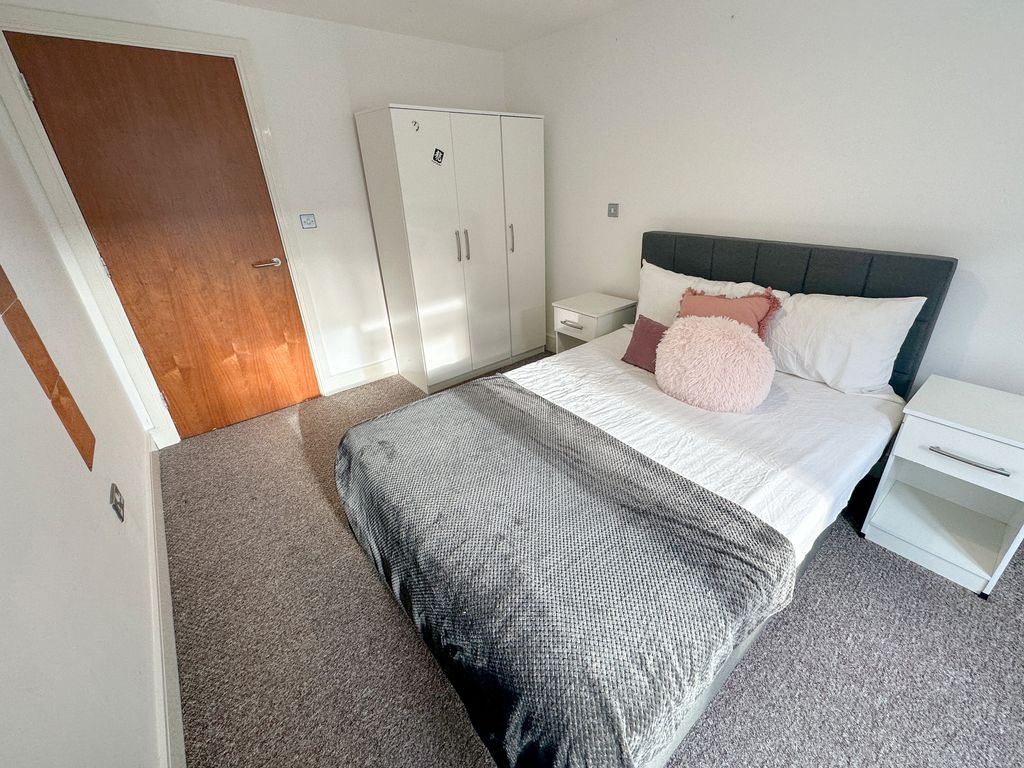 Property photo 2 of 6 File_005