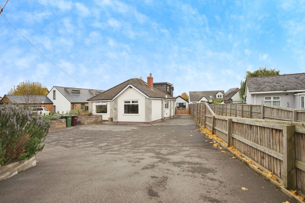 Property photo 3 of 34 Photo