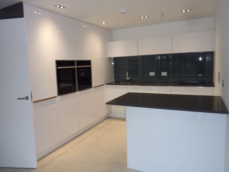 Property photo 2 of 11 Kitchen/ Diner