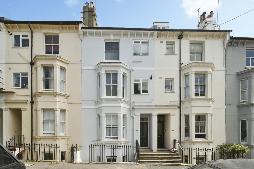 Property photo 1 of 15 Pbox-Img.Jpg