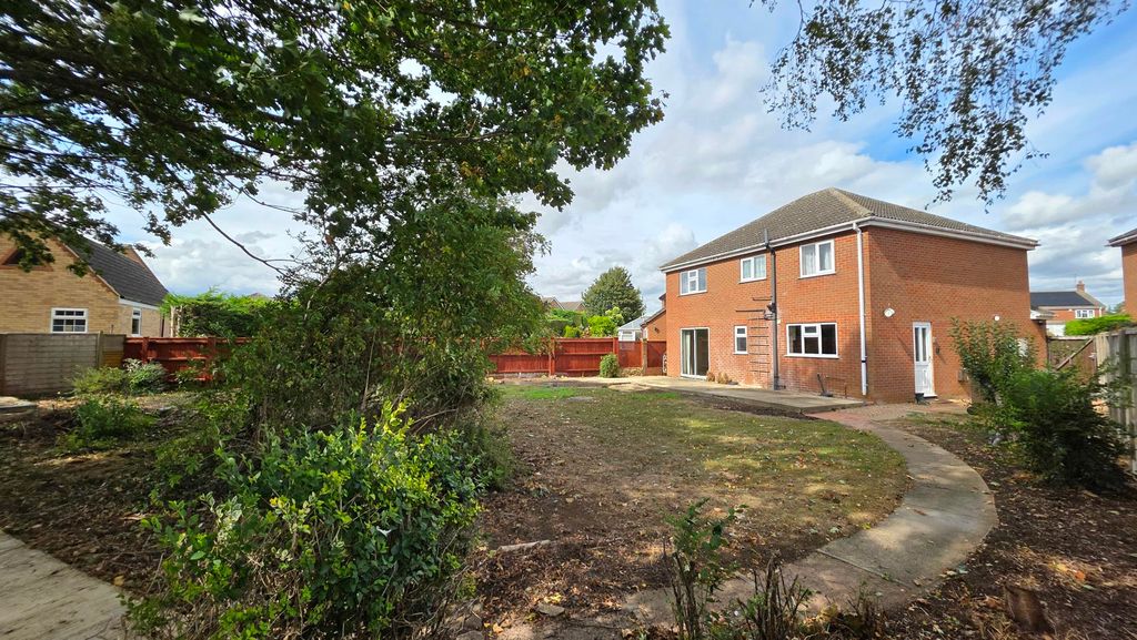 Property photo 3 of 17