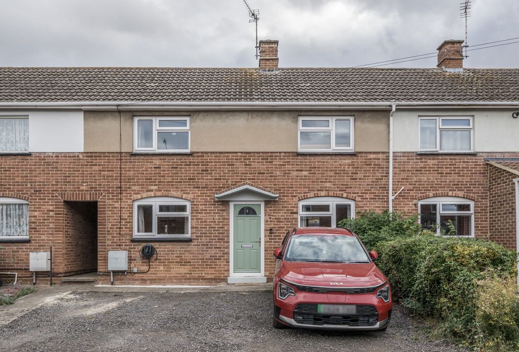 Property photo 1 of 15 1345971-1-68Af3A2...