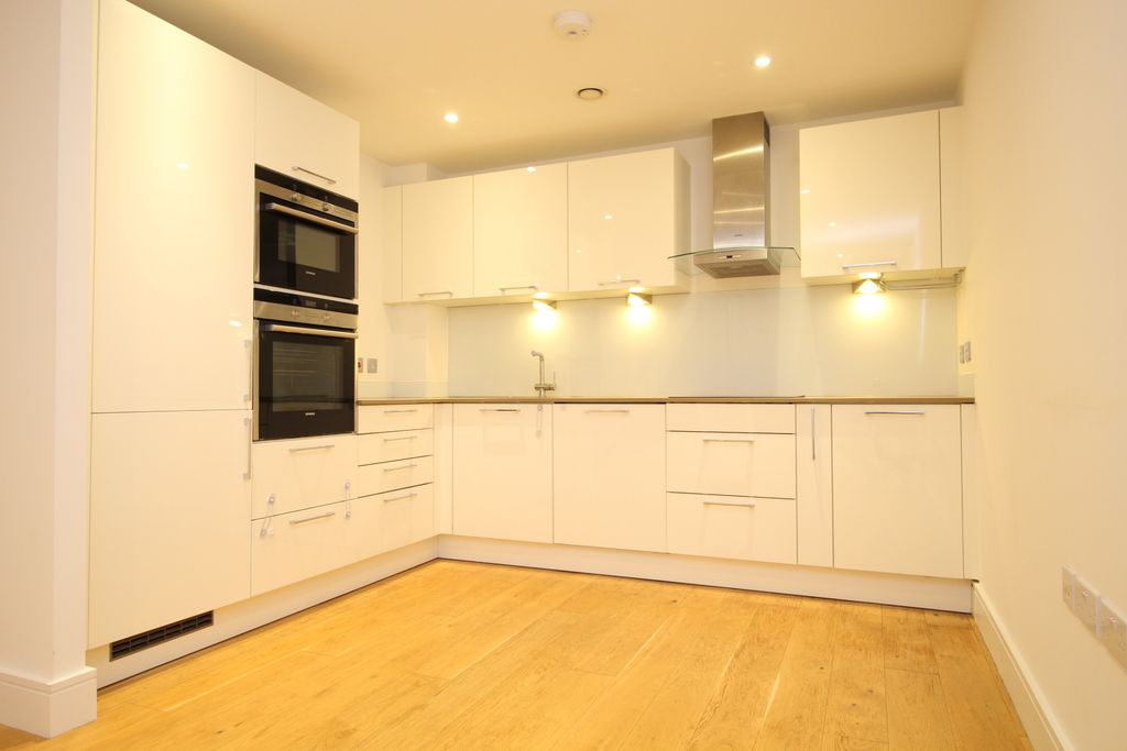 Property photo 1 of 18 Img_0343