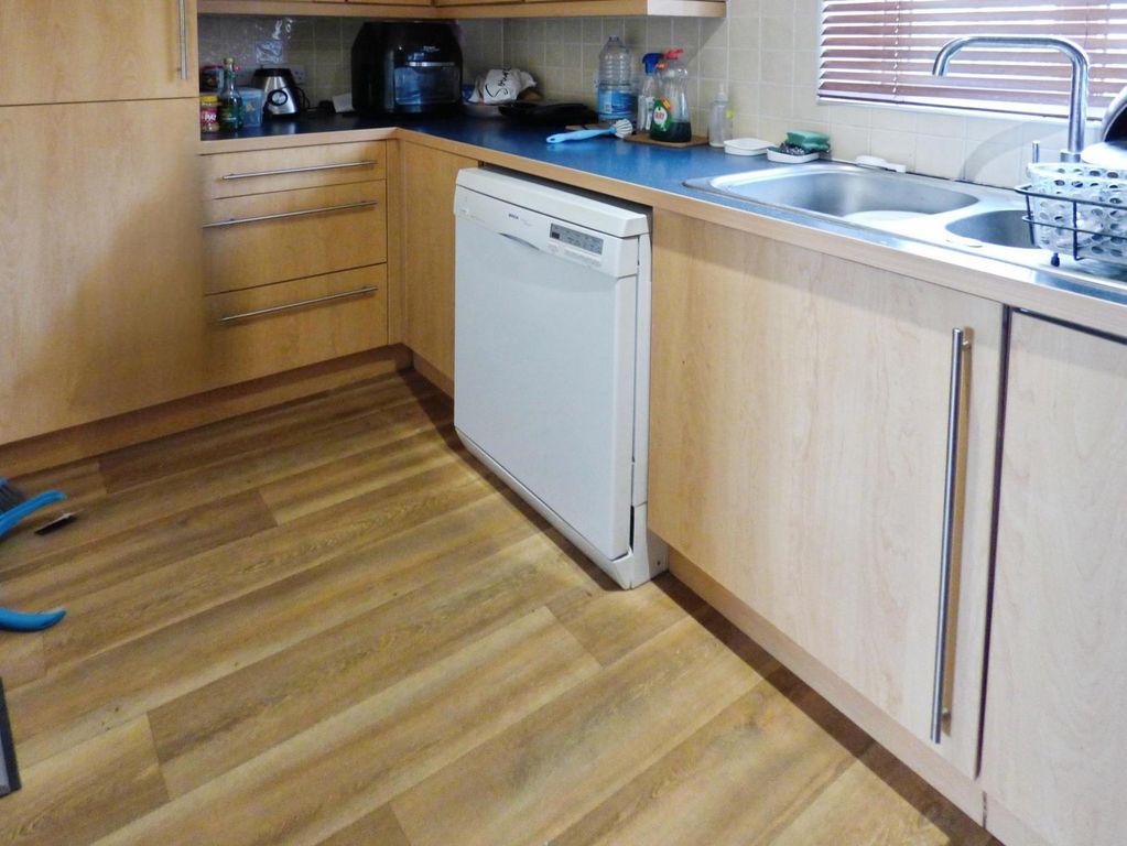 Property photo 3 of 10 Pbox-Img.Jpg