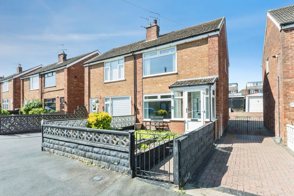 Property photo 1 of 19 Pbox-Img.Jpg